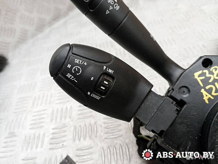 Переключатель подрулевой (стрекоза) Peugeot 308 T7