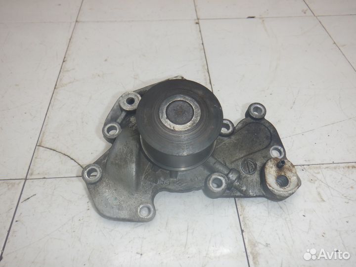 Насос водяной (помпа) Hyundai XG