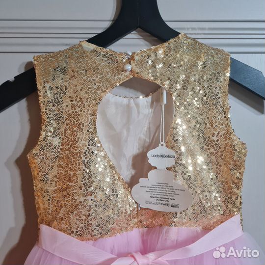 Новое праздничное платье