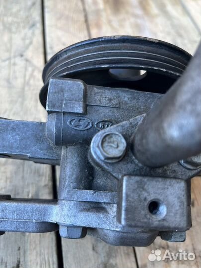 Насос гура hyundai tucson 2.0 ориг