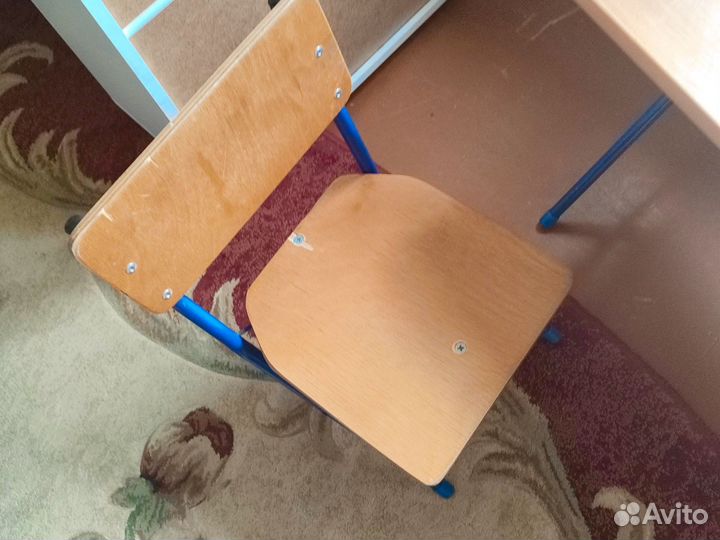 Детский стол и стул