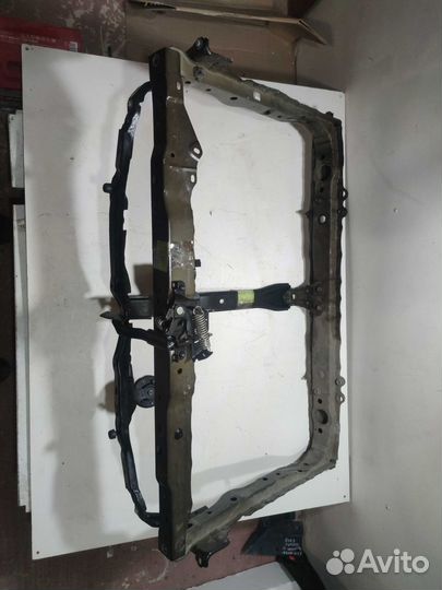 Панель передняя телевизор Toyota RAV4 40