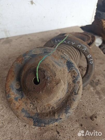 Опора амортизатора передняя левая Subaru Legacy