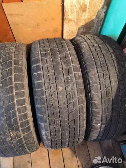 Dunlop Winter Maxx SJ8 285/65 R17