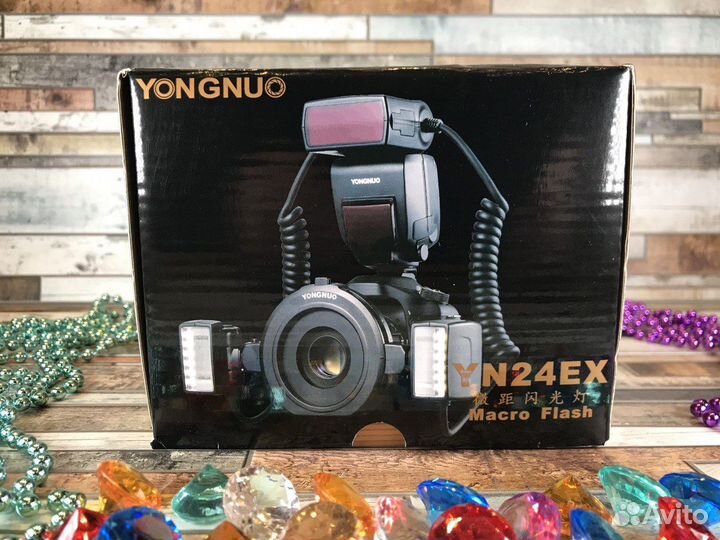 Canon EF 100mm f/2.8L IS USM+Yongnuo YN24ex TTL