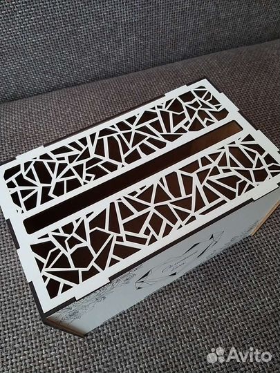 Свадебный сундук для денег