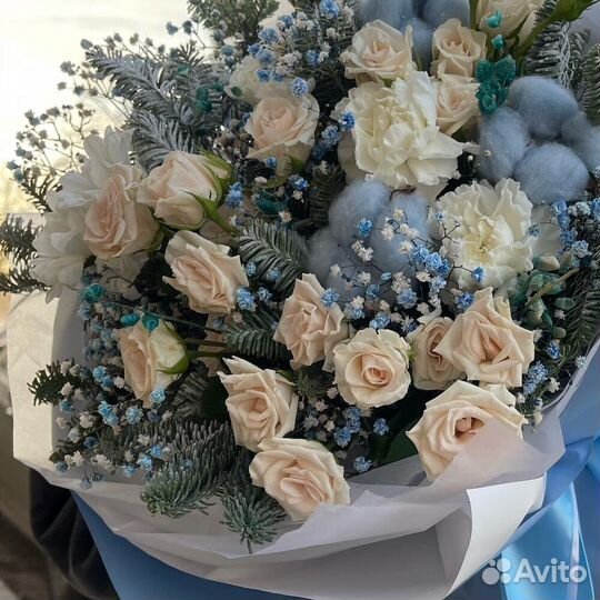 Авторский голубой букет