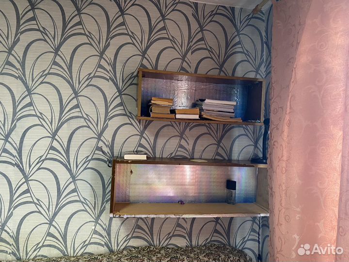 Полка настенная бу