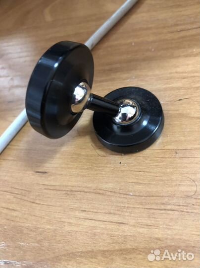 Держатель для телефона в машину