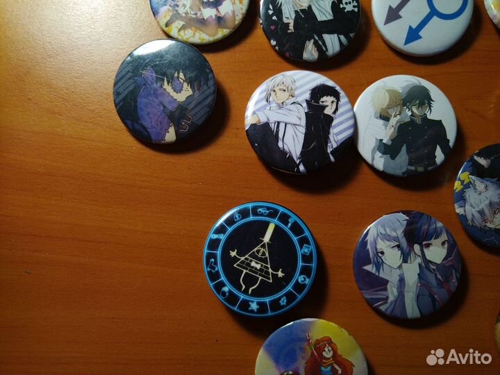 Аниме значки маленькие
