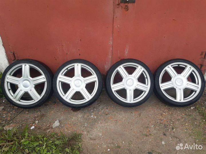 Продам комплект дисков