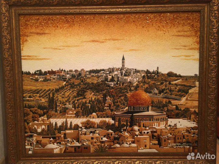 Картина из янтаря