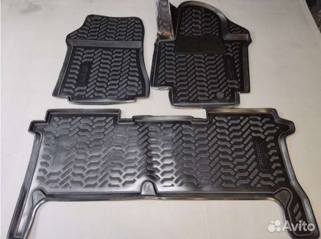 Коврики в салон новые nissan NV200