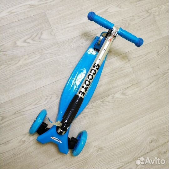 Самокат детский Макси со складным рулем