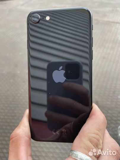 iPhone SE 64gb 2020