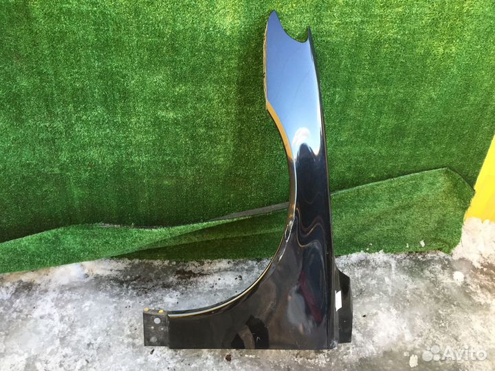 Крыло переднее левое Volvo V70 BW