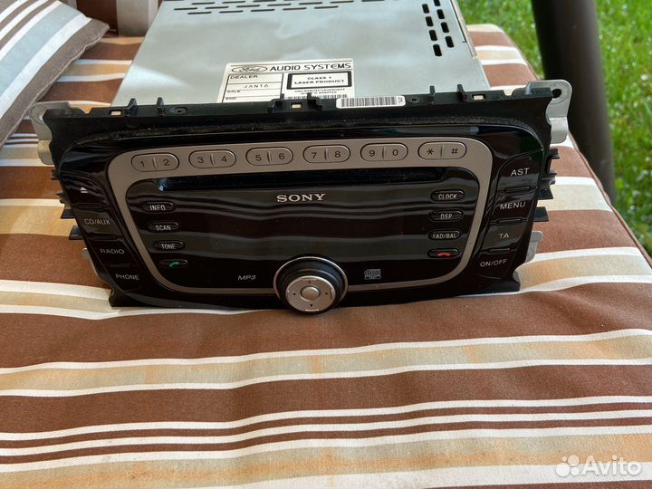 Автомогнитола sony