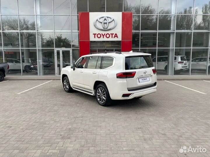 Toyota Land Cruiser 3.3 AT, 2024