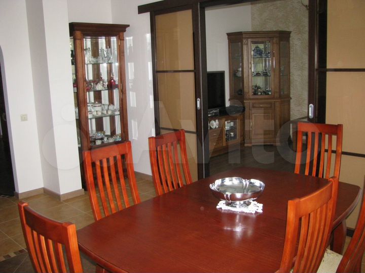 3-к. квартира, 120 м², 3/3 эт.