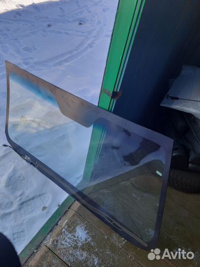 Стекло лобовое новое на киа соренто 2 (2011-2012г)
