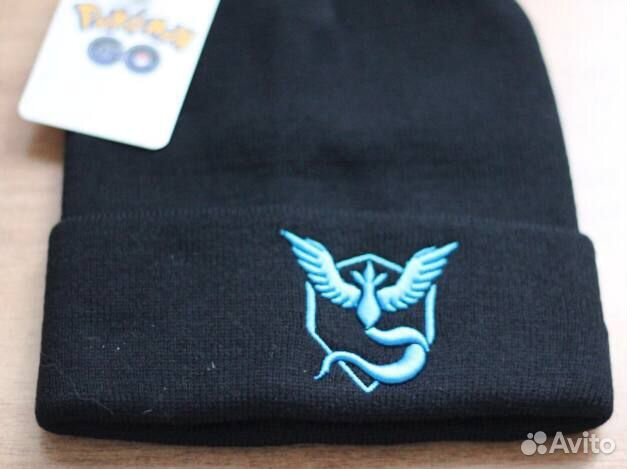 Новая шапка Mystic instinct (голубой) черная