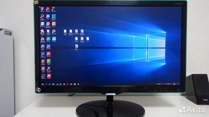 Монитор Samsung S22D390Q, 21.5