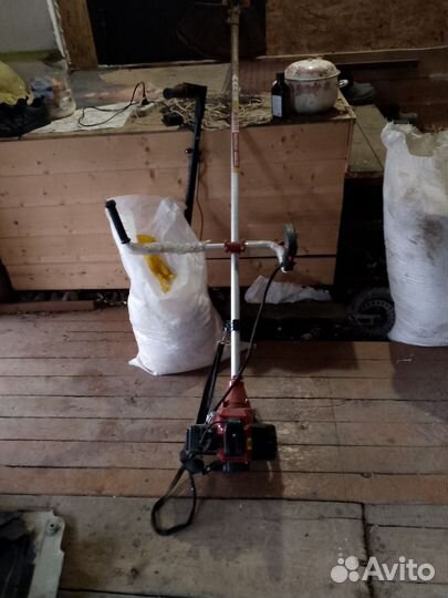 Триммер бензиновый