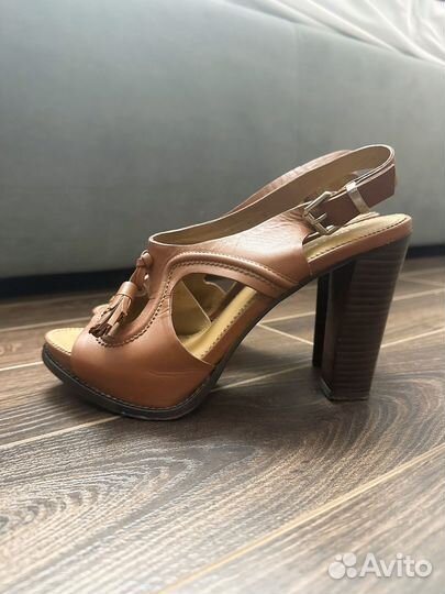 Босоножки Carlo pazolini 36 размер