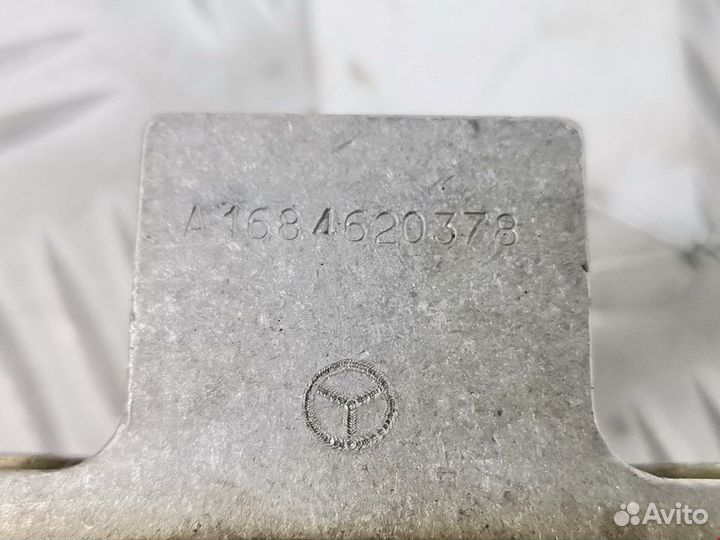 Рулевой карданчик Mercedes-Benz Vaneo W414 2005