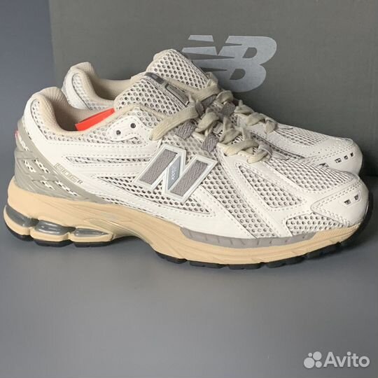 Кроссовки мужские New Balance 1906r