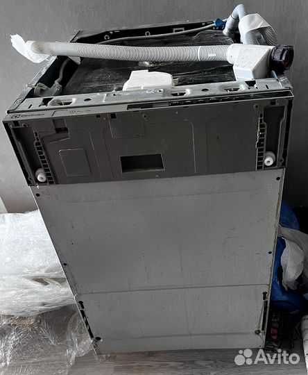 Посудомоечная машина electrolux