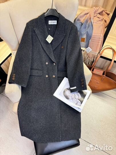 Пальто Loewe