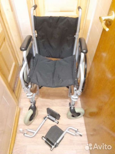 Коляска инвалидная