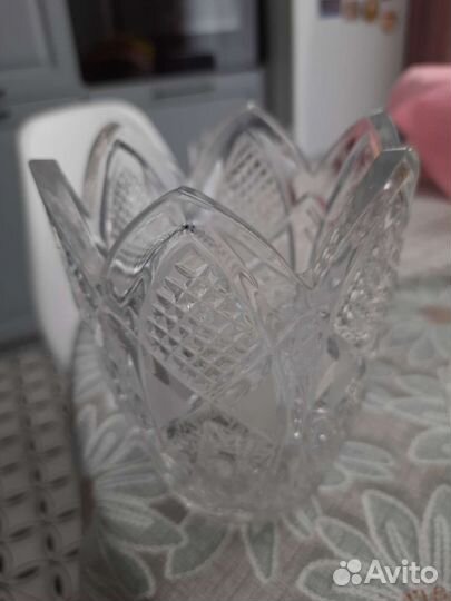 Ваза хрустальная
