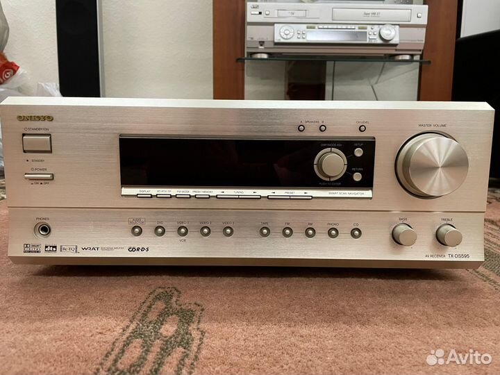 Музыкальный центр