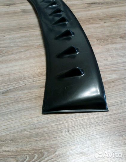 Дифлектор на Lancer 9, дефлектор на крышу, новый