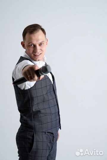 Ведущий мероприятий Цена договорная