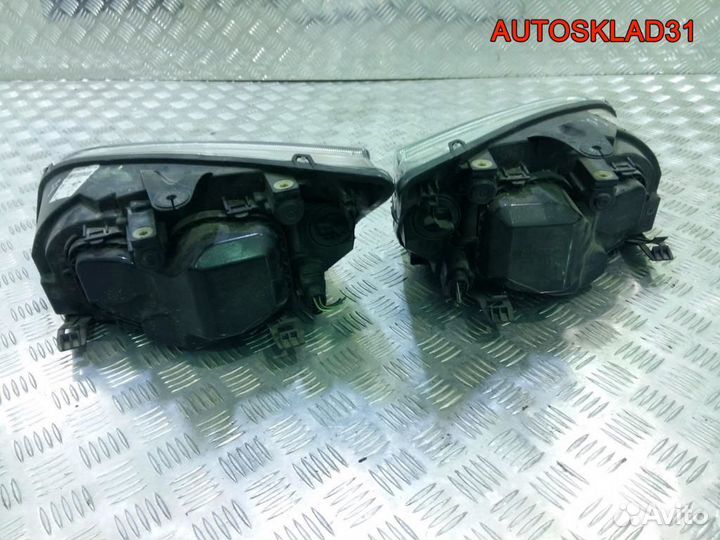 Фара для Форд Фокус 2 1480990 дорестайлинг хром