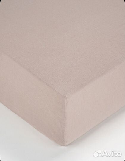 Простынь на резинке 120х200 новая
