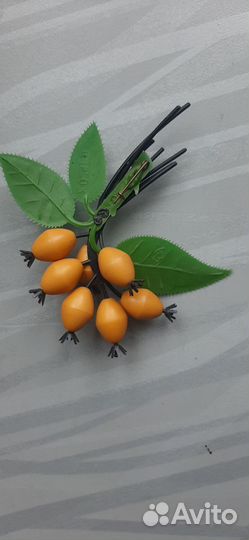 Брошь шиповник СССР