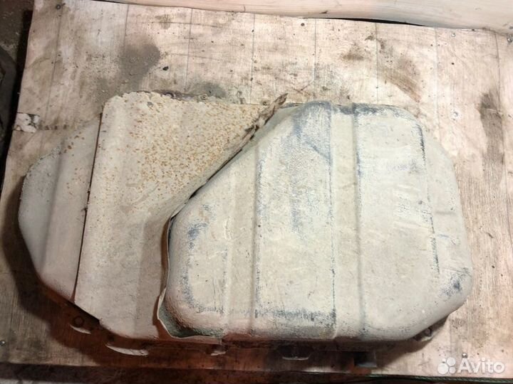 Бак топливный Mitsubishi Lancer 9 универсал 4G18