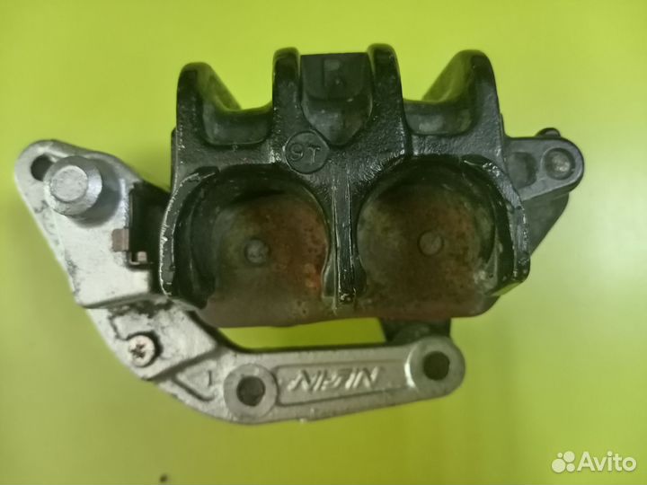 Суппорт передний Honda Nissin R