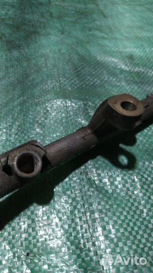 Рампа топливная Toyota Carina E E 1.6I 4A-FE 1996