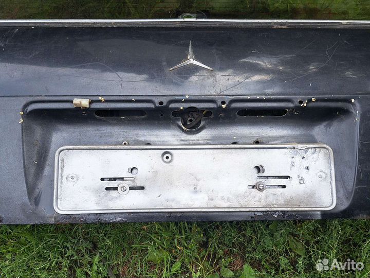 Крышка багажника на Мерседес S123 универсал