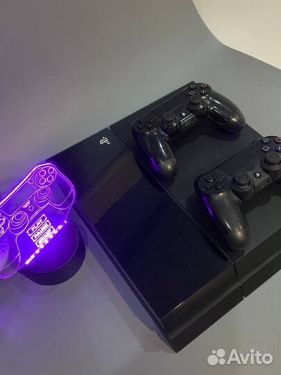Sony PS4 + 2джоя + 500 игр