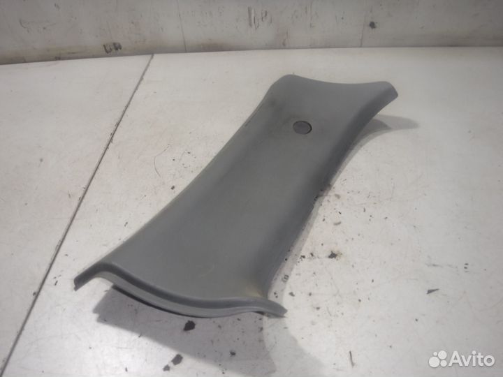 Обшивка стойки задней Hyundai Starex