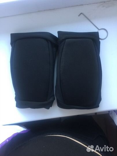 Наколенники