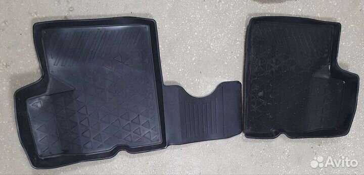 Коврик для Рено Дастер