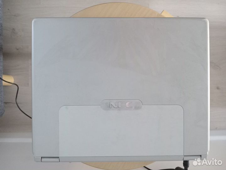 Ноутбук Nec Versa P550/FP550 б/у рабочий с бп