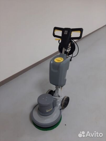 Уборка складов, парковок, домов после строя